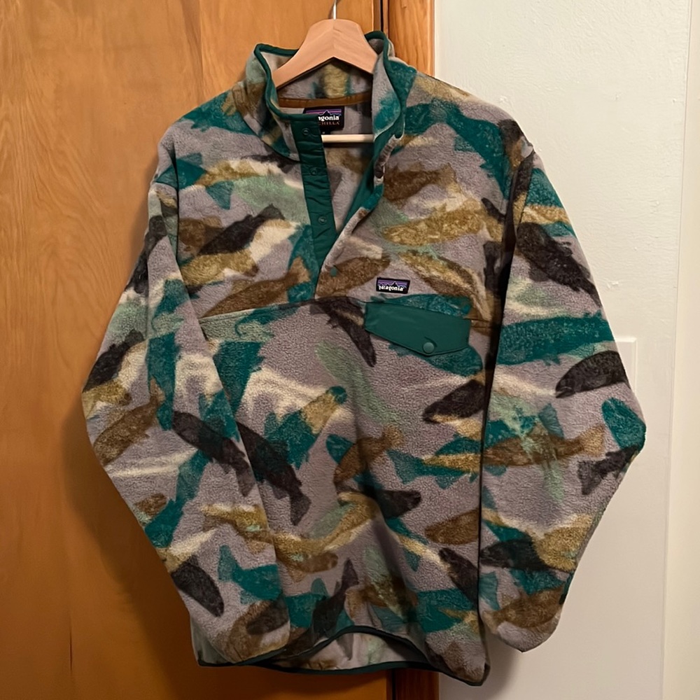 Patagonia Synchilla Men Legend Green Trout Tail Fish Fleece Jacket Size M EUC